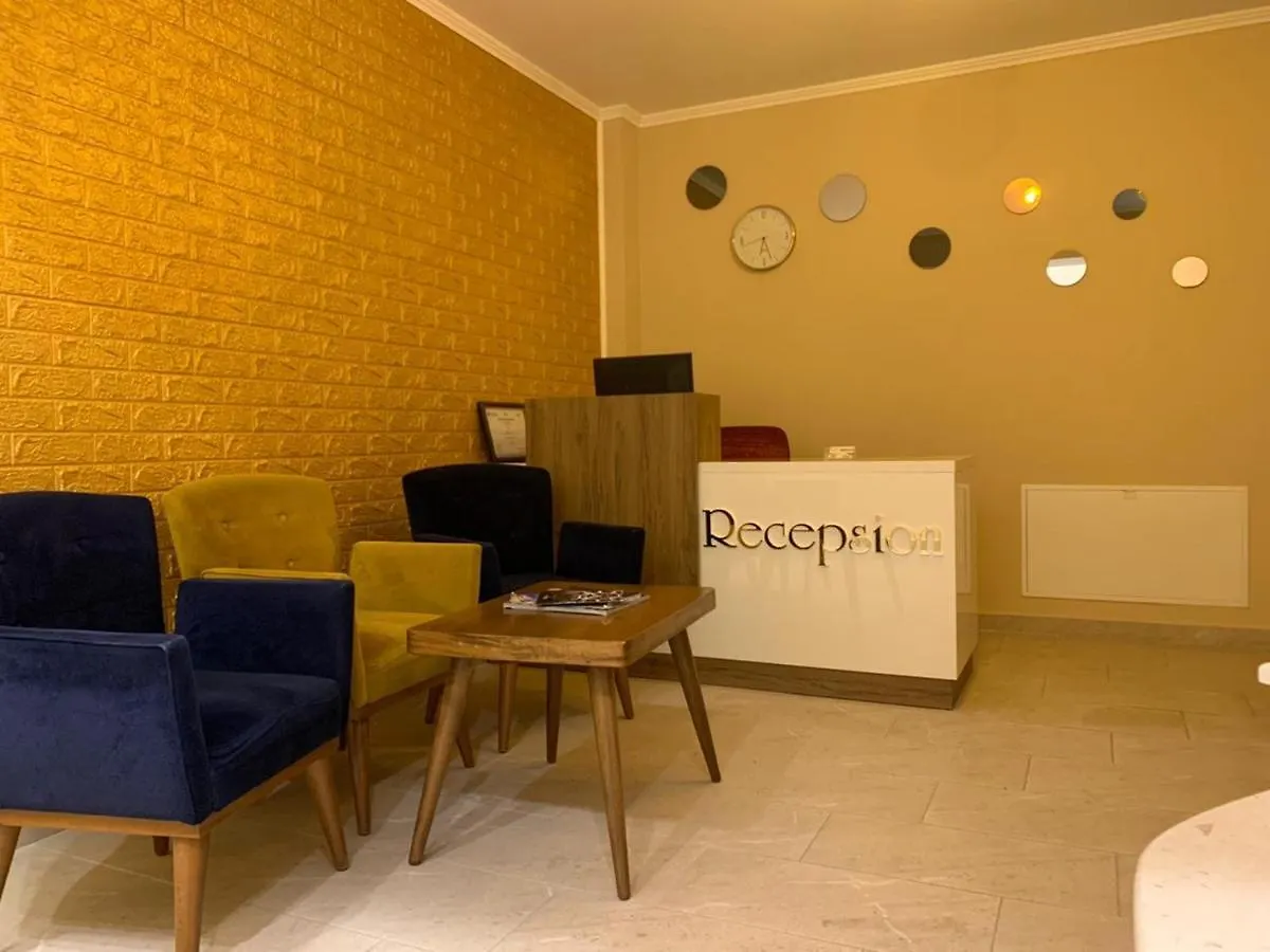 Hotel Demokracia Fushe-Arrez