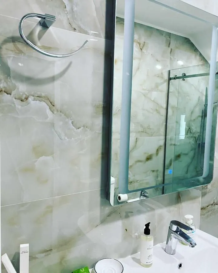 Hotel Demokracia Fushe-Arrez 3*,  Albânia